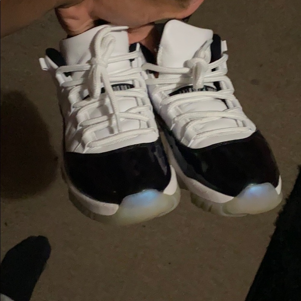 Shoes J 11s